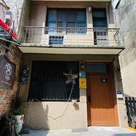 Good Garden Female Hostel Tainan Bagian luar foto