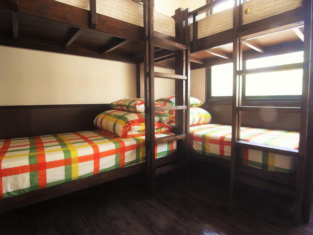 Good Garden Female Hostel Tainan Bagian luar foto