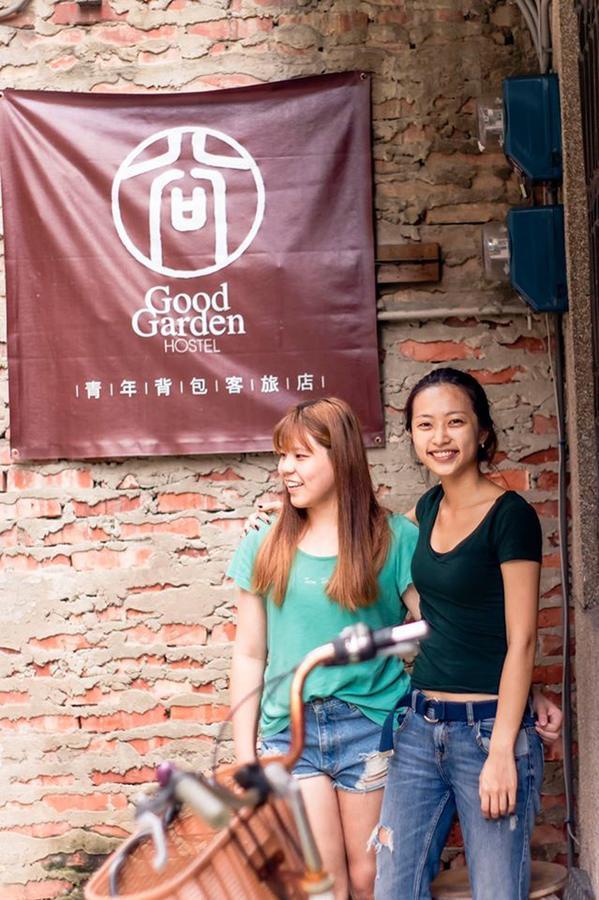 Good Garden Female Hostel Tainan Bagian luar foto
