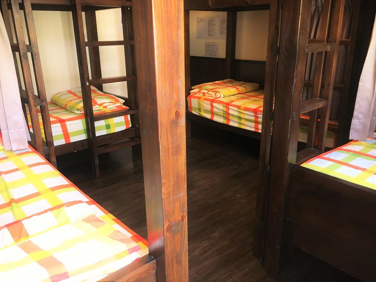 Good Garden Female Hostel Tainan Bagian luar foto
