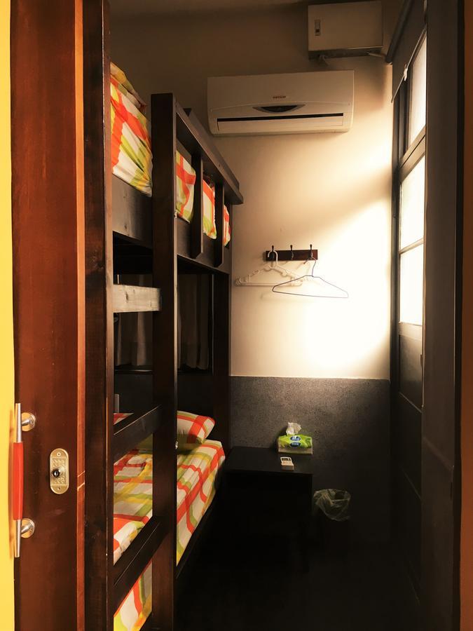 Good Garden Female Hostel Tainan Bagian luar foto