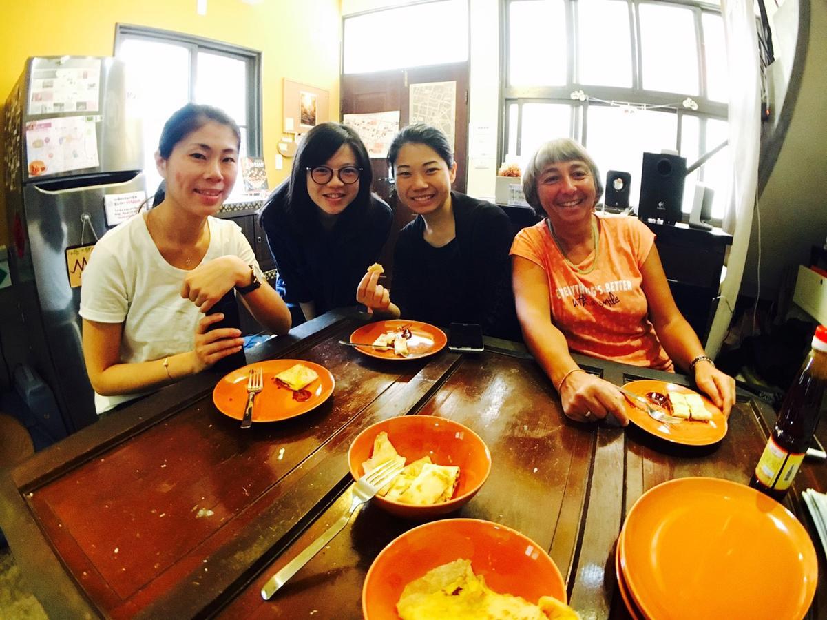 Good Garden Female Hostel Tainan Bagian luar foto