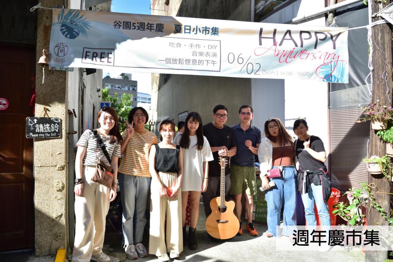 Good Garden Female Hostel Tainan Bagian luar foto
